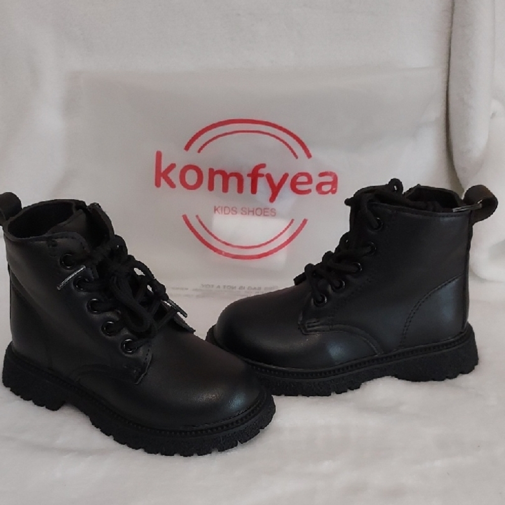 Komfyea Toddler Combat Ankle Boots